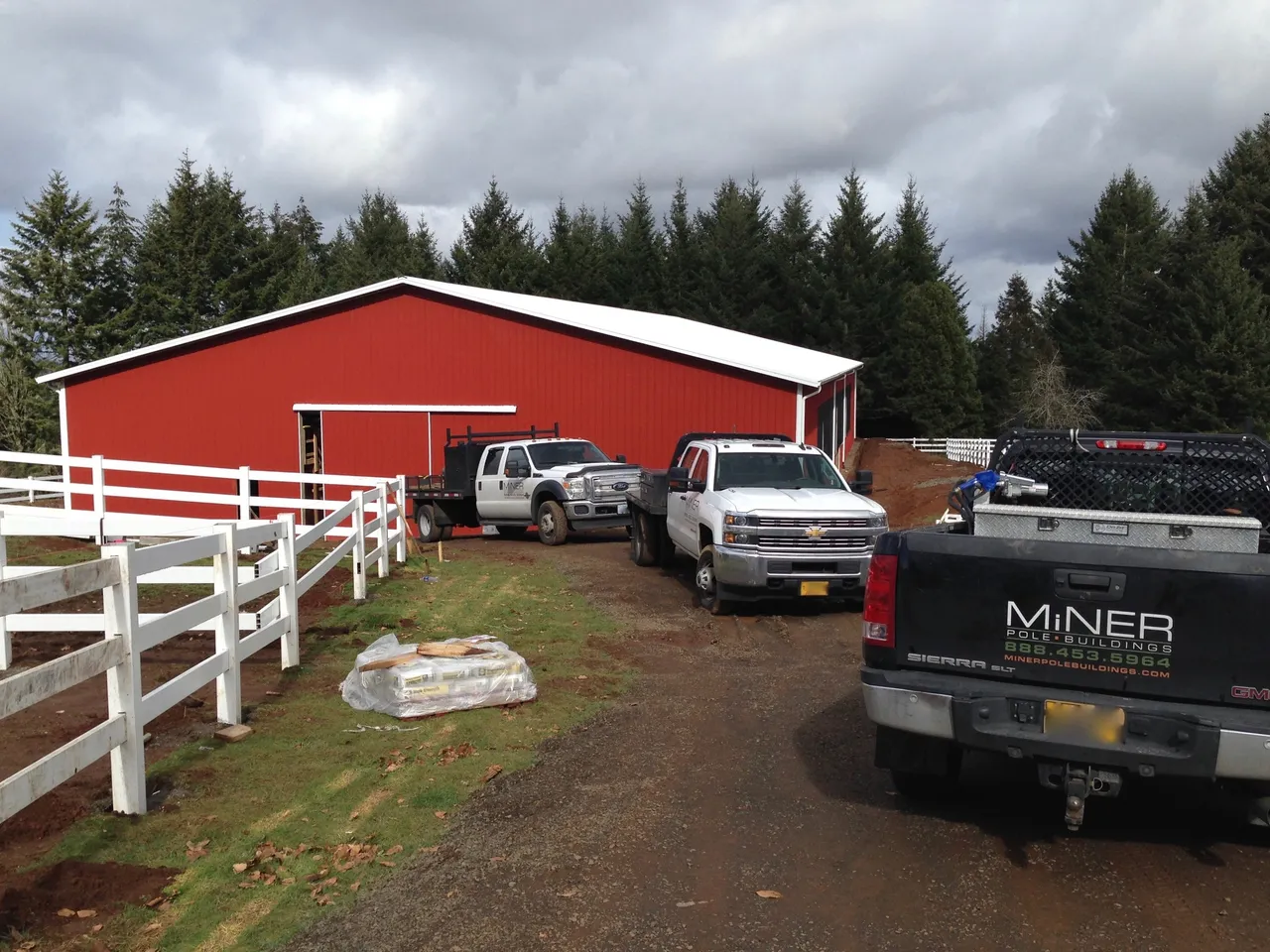 80×156 Riding Arena with Attached Stall Barn — Sherwood, Oregon during construction