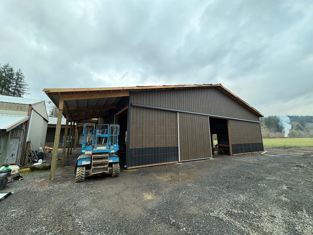 80×204 Arena, Stall Barn & Breezeway — Clackamas County, Oregon during construction