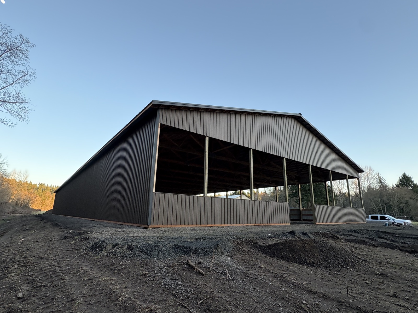 80×204 Arena, Stall Barn & Breezeway — Clackamas County, Oregon, built by Miner Pole Buildings