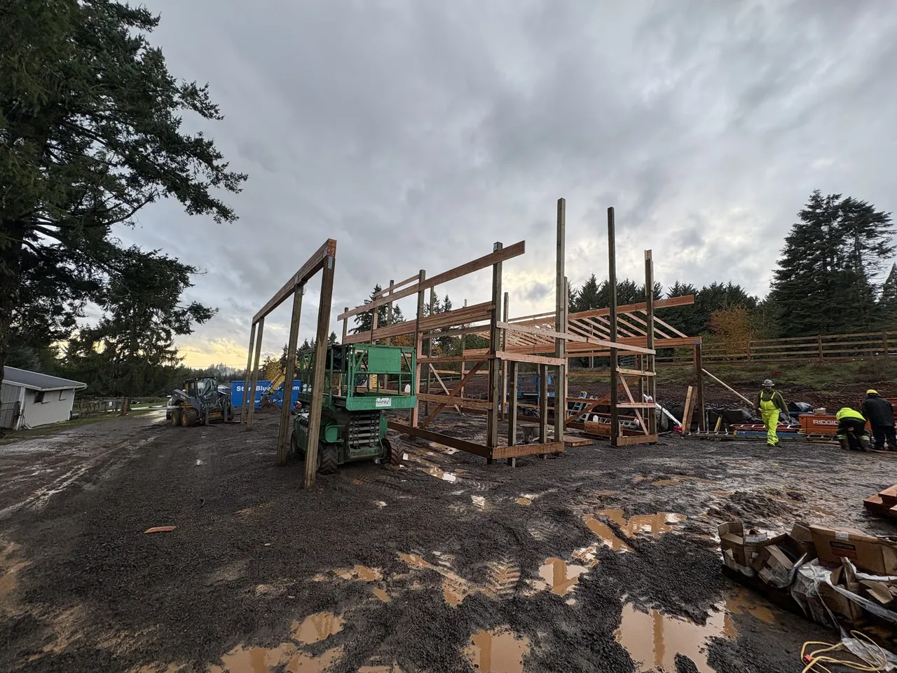 24×36 Loft Building with Twin 12×36 Wings — Sherwood, Oregon during construction